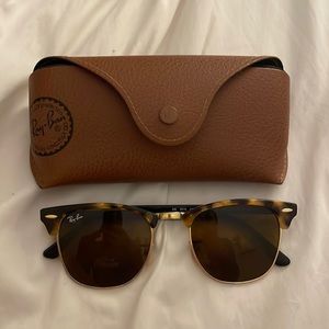 Rayban tortoise clubmaster classic